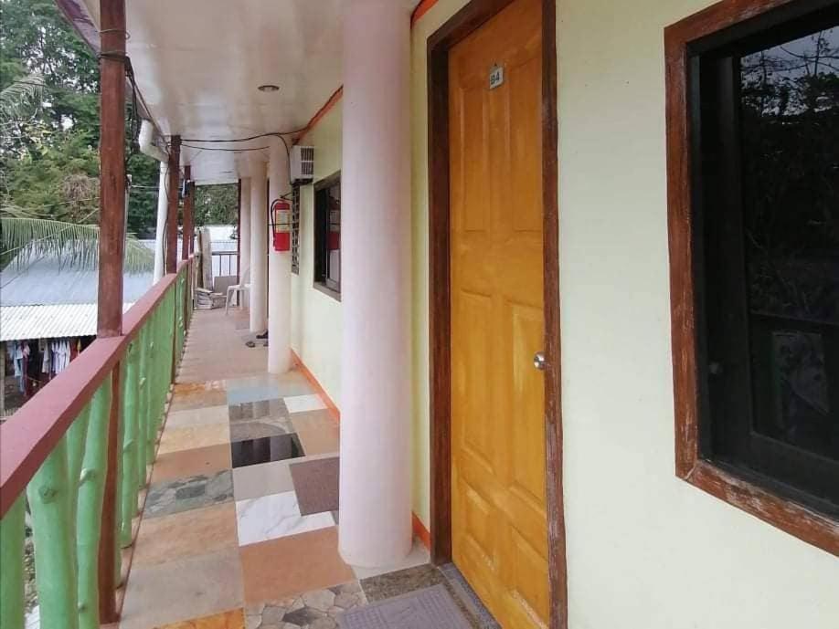 J&J Tourist Inn Bohol Ngoại thất bức ảnh